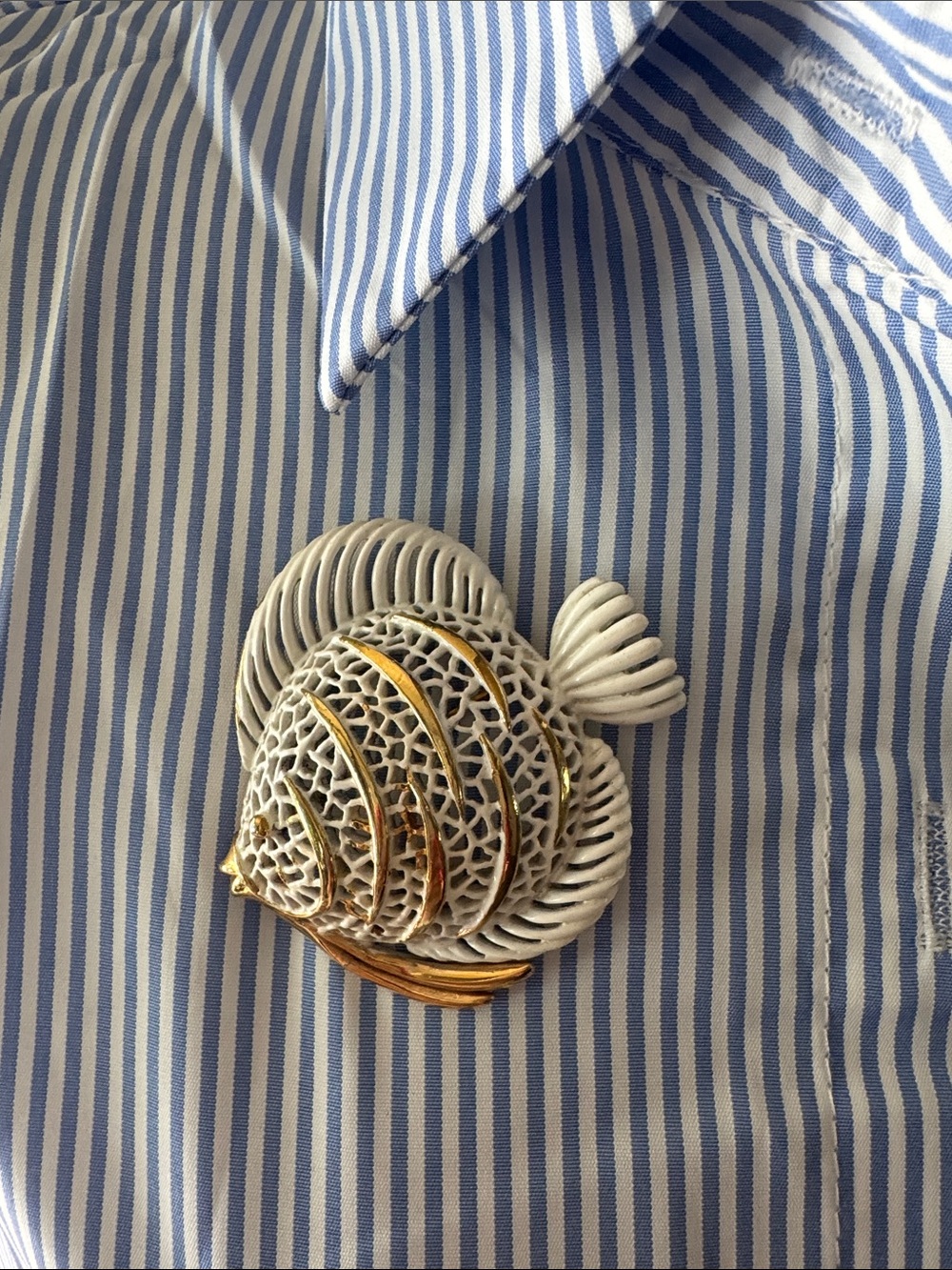 Monet White and Gold Fish Brooch Pin